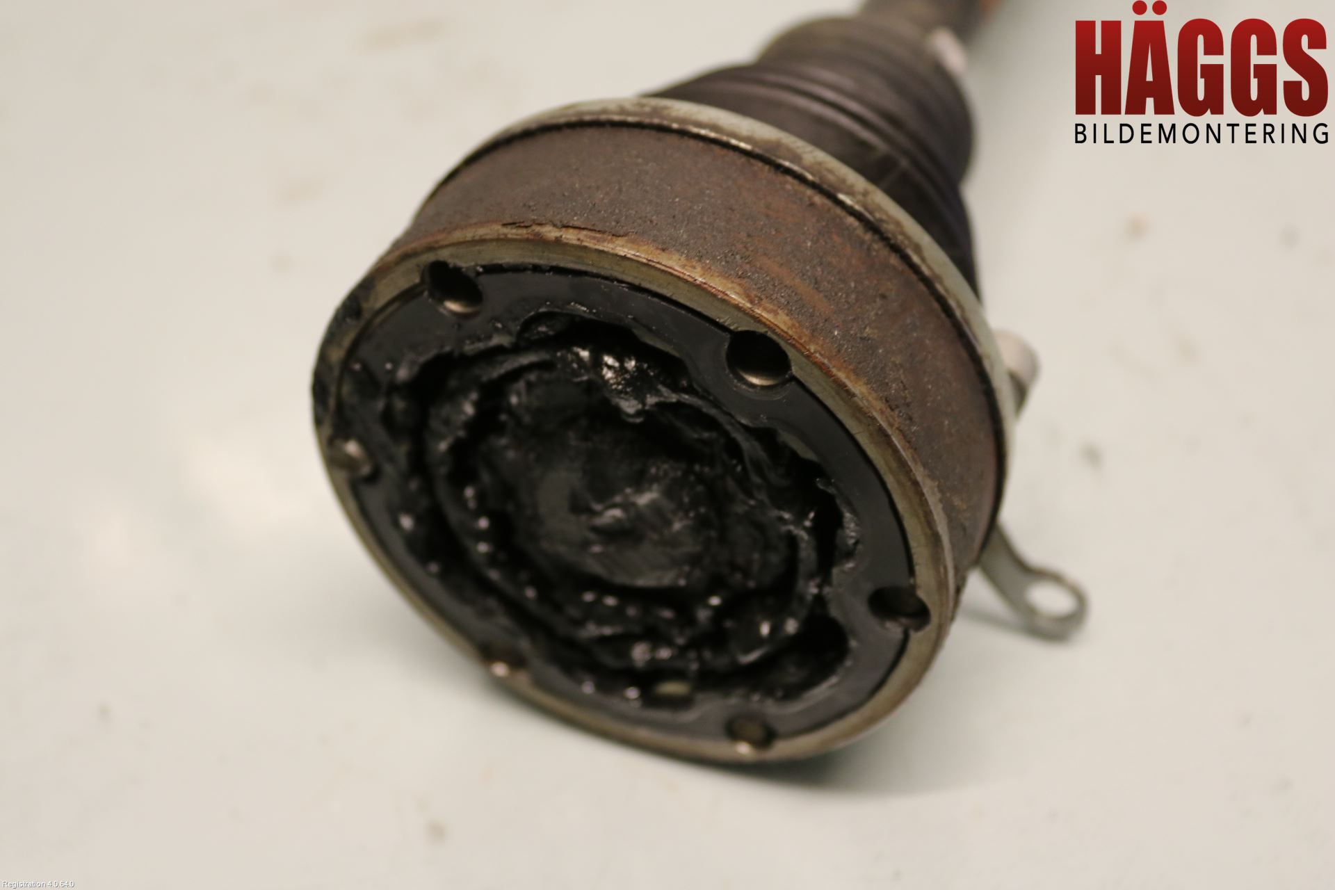 Volkswagen VW TOURAN 03-10 Drivaxel Fram Vänster