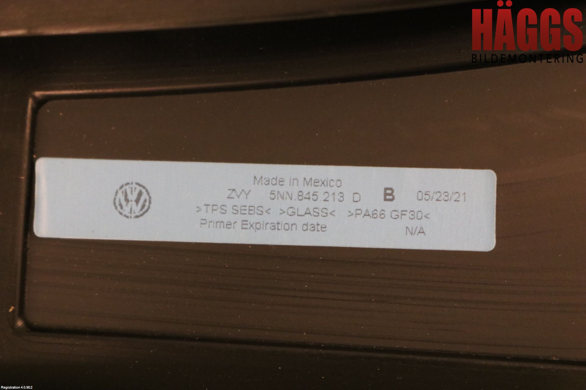 Volkswagen VW TIGUAN 16-24 Dörruta Bak Lilla Vä