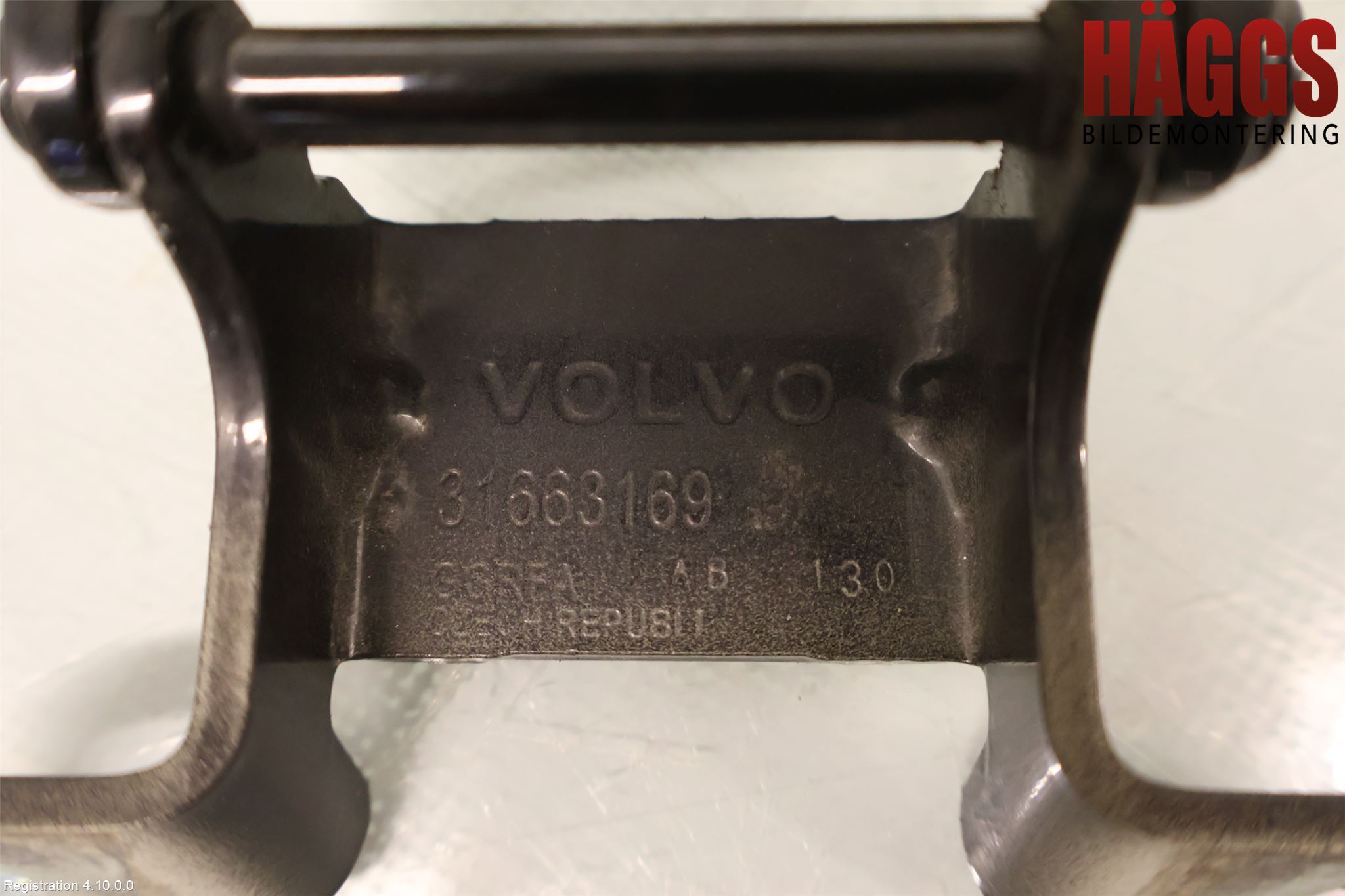 Volvo V60 19- Bakluckegångjärn Vä