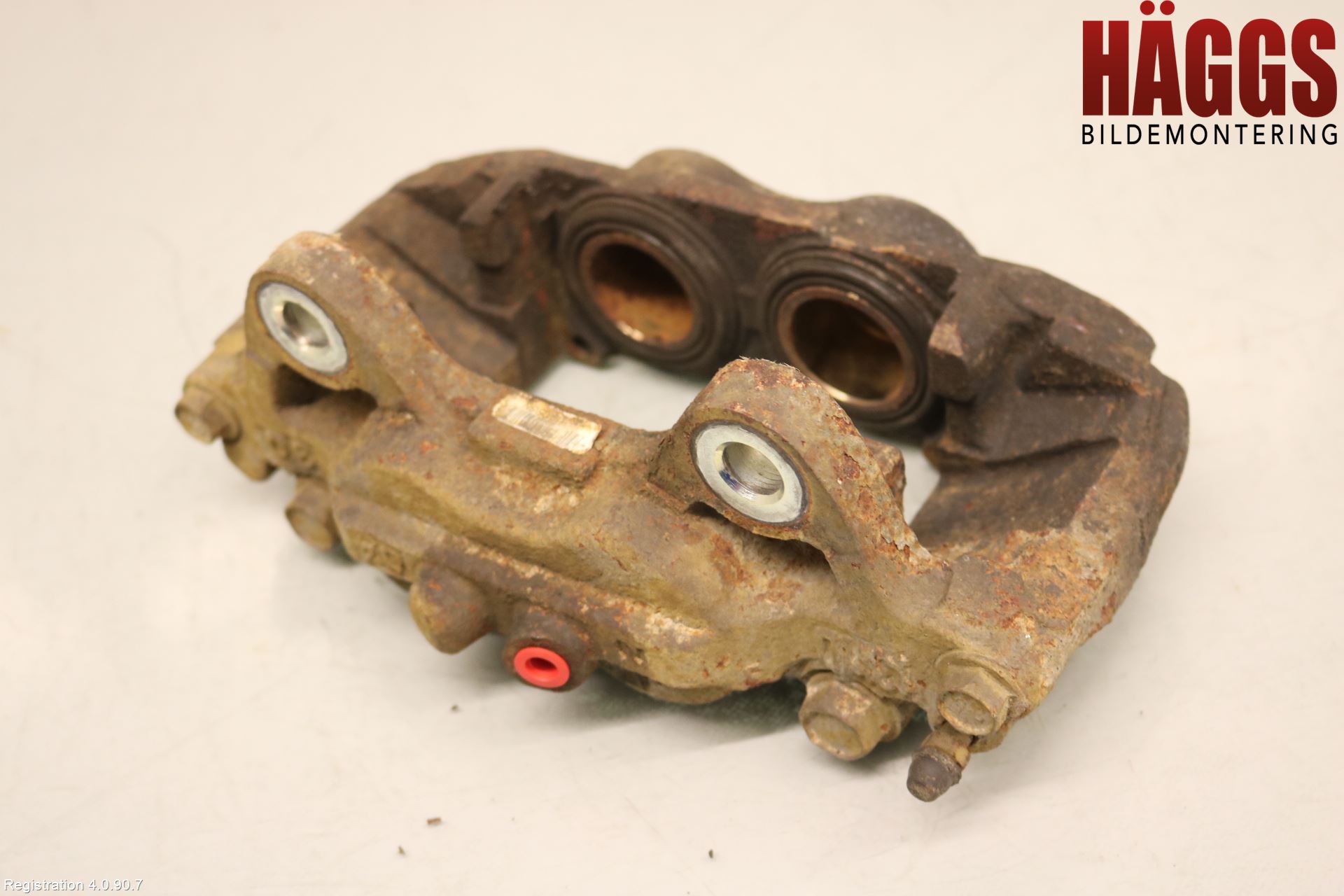 Toyota HILUX 16- Bromsok Fram Höger