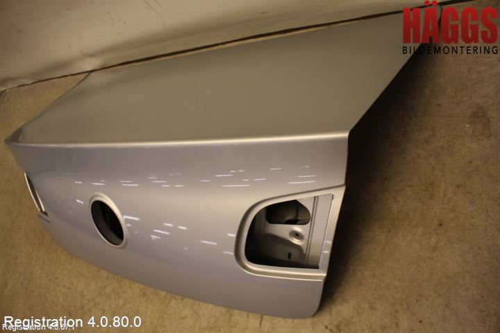 Volkswagen VW PASSAT 05-11 Baklucka (Ej Med Ruta)