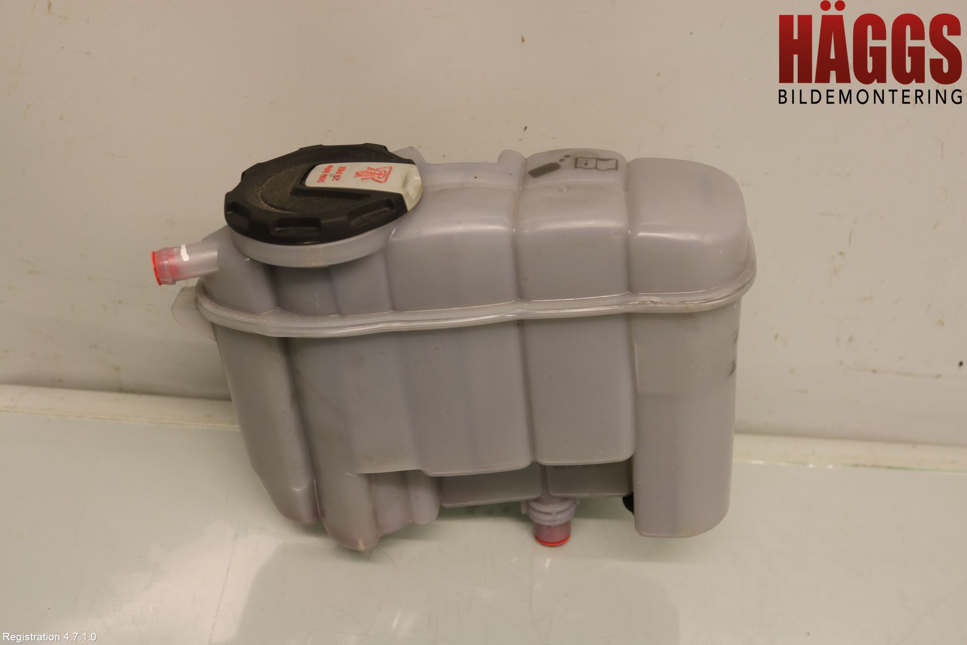 Audi A6 F2/C8 19- Expansionstank