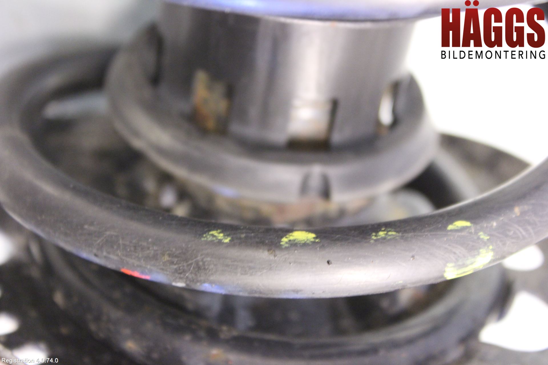 Skoda PRAKTIK Fjäderben Fram Höger