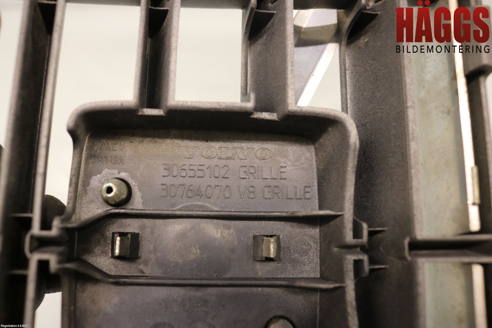 Volvo S80 07-13 Grill Komp