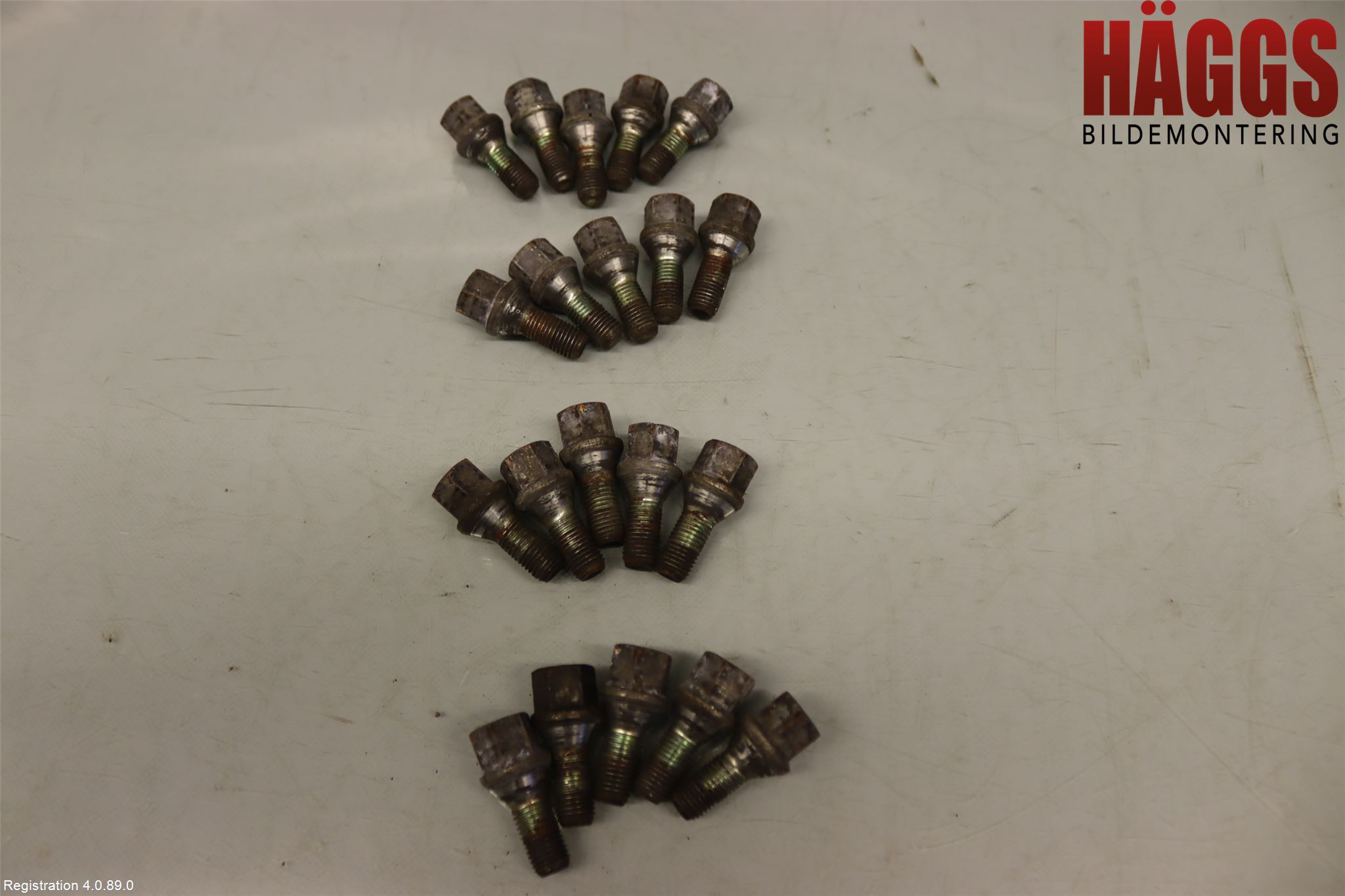 Suzuki VITARA 15- Hjulmutter-Bult-Sats