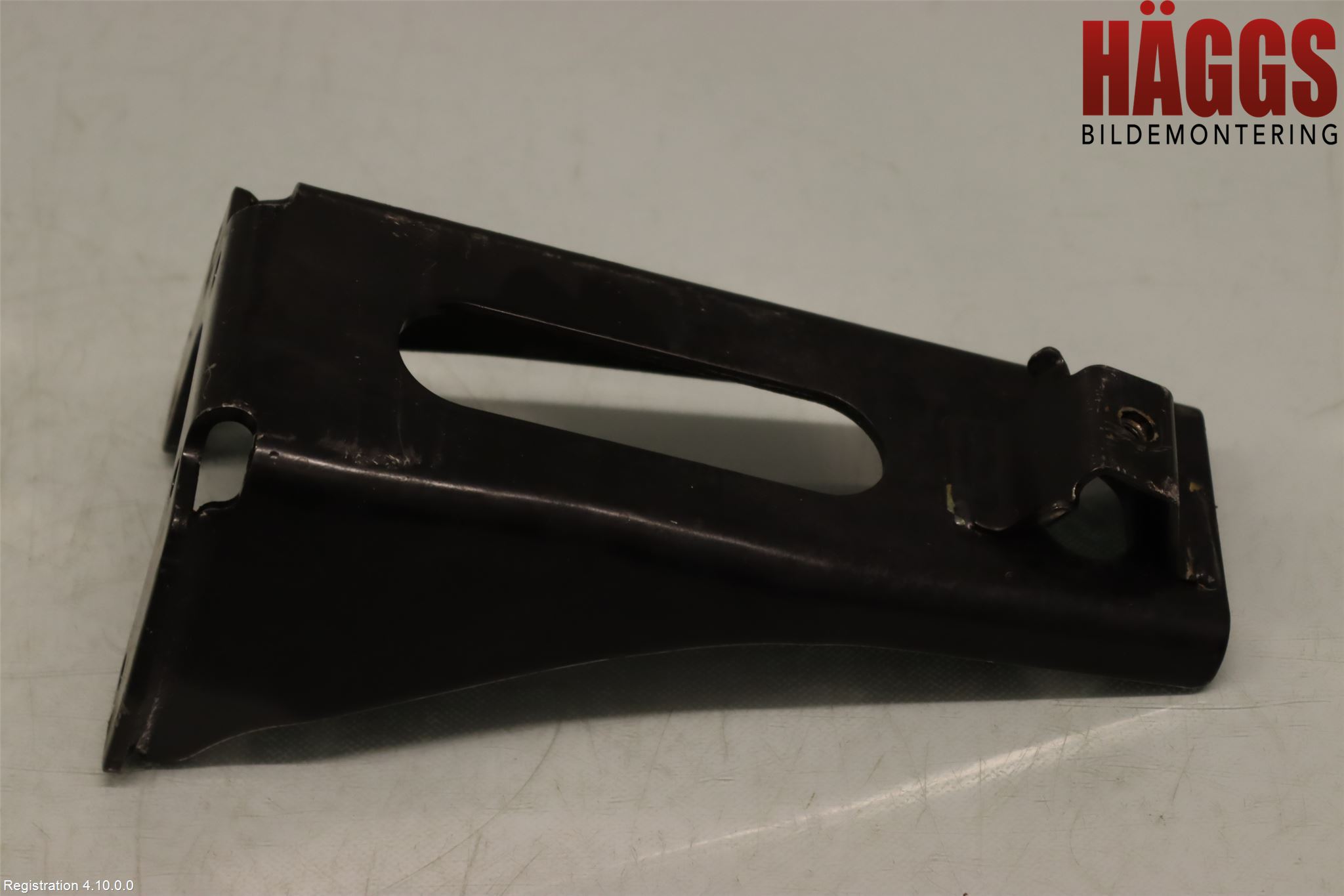 Suzuki JIMNY 81-21 Växellådsfäste