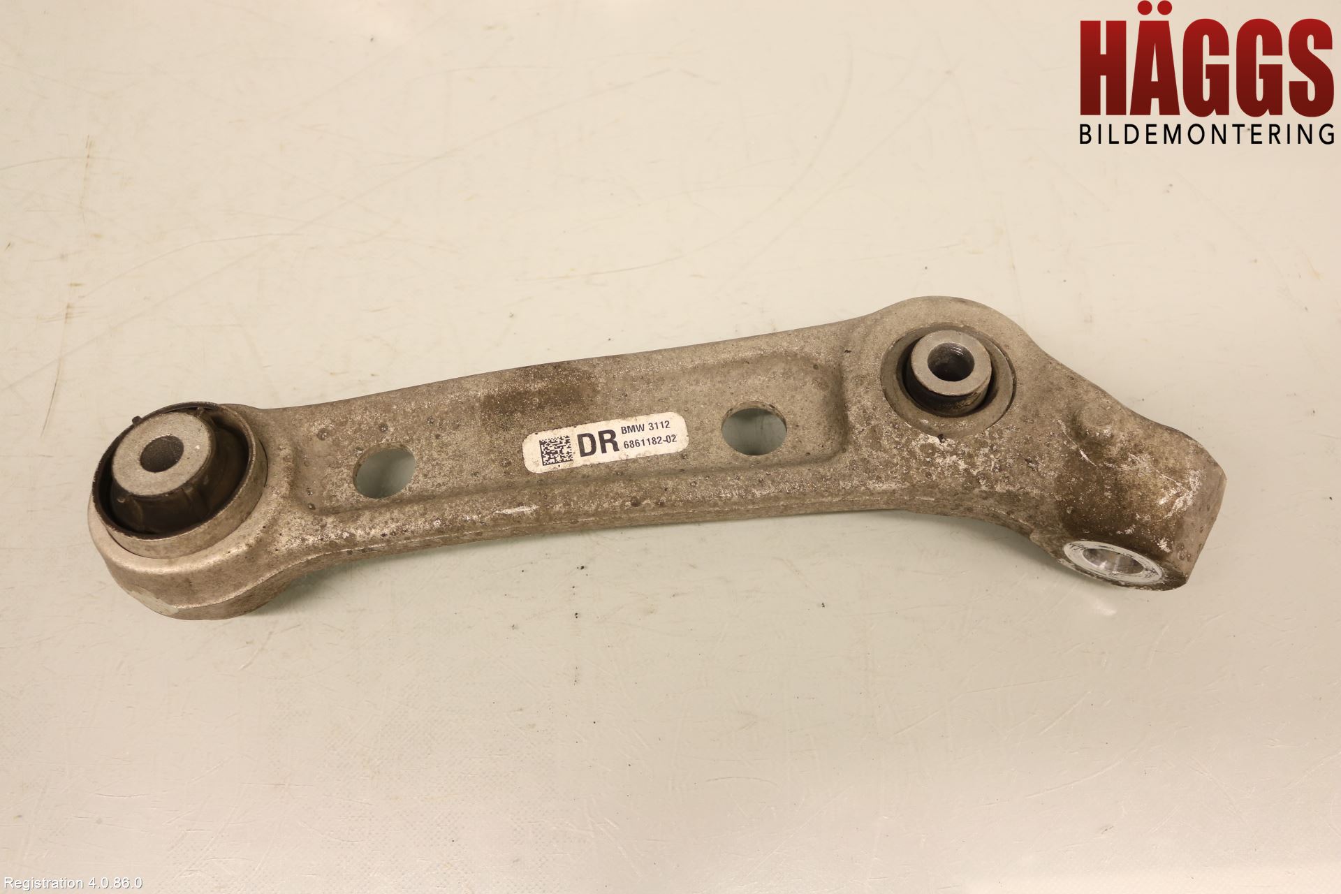 BMW 5 G30/G31/F90 17-23 Bärarm Fram Undre Hö