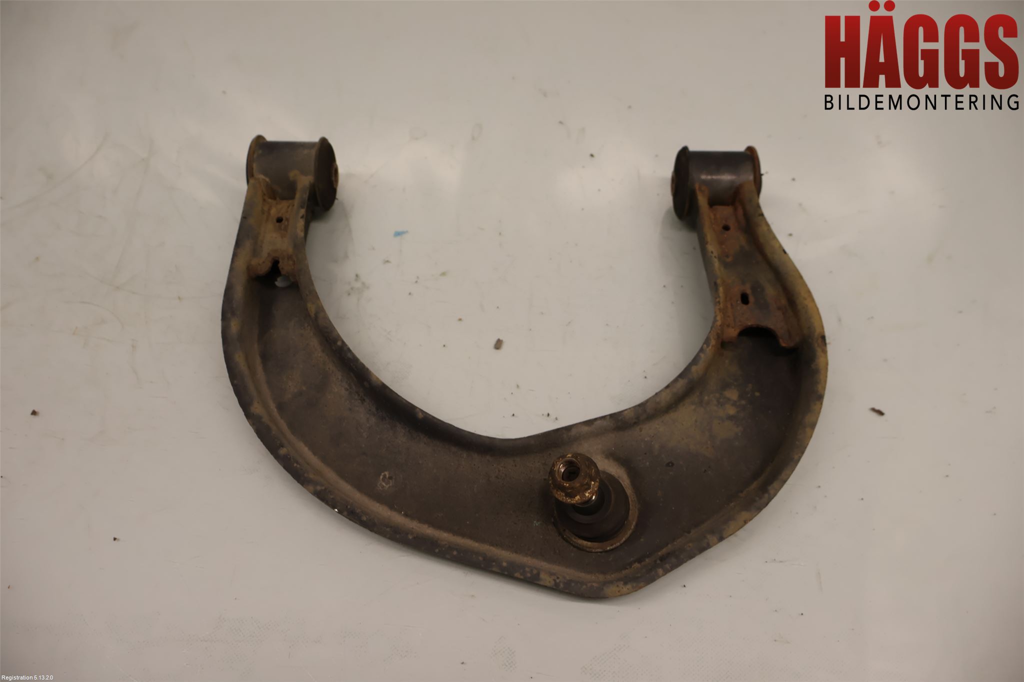 Volkswagen VW AMAROK 2H 10-22 Bärarm Fram Övre Hö