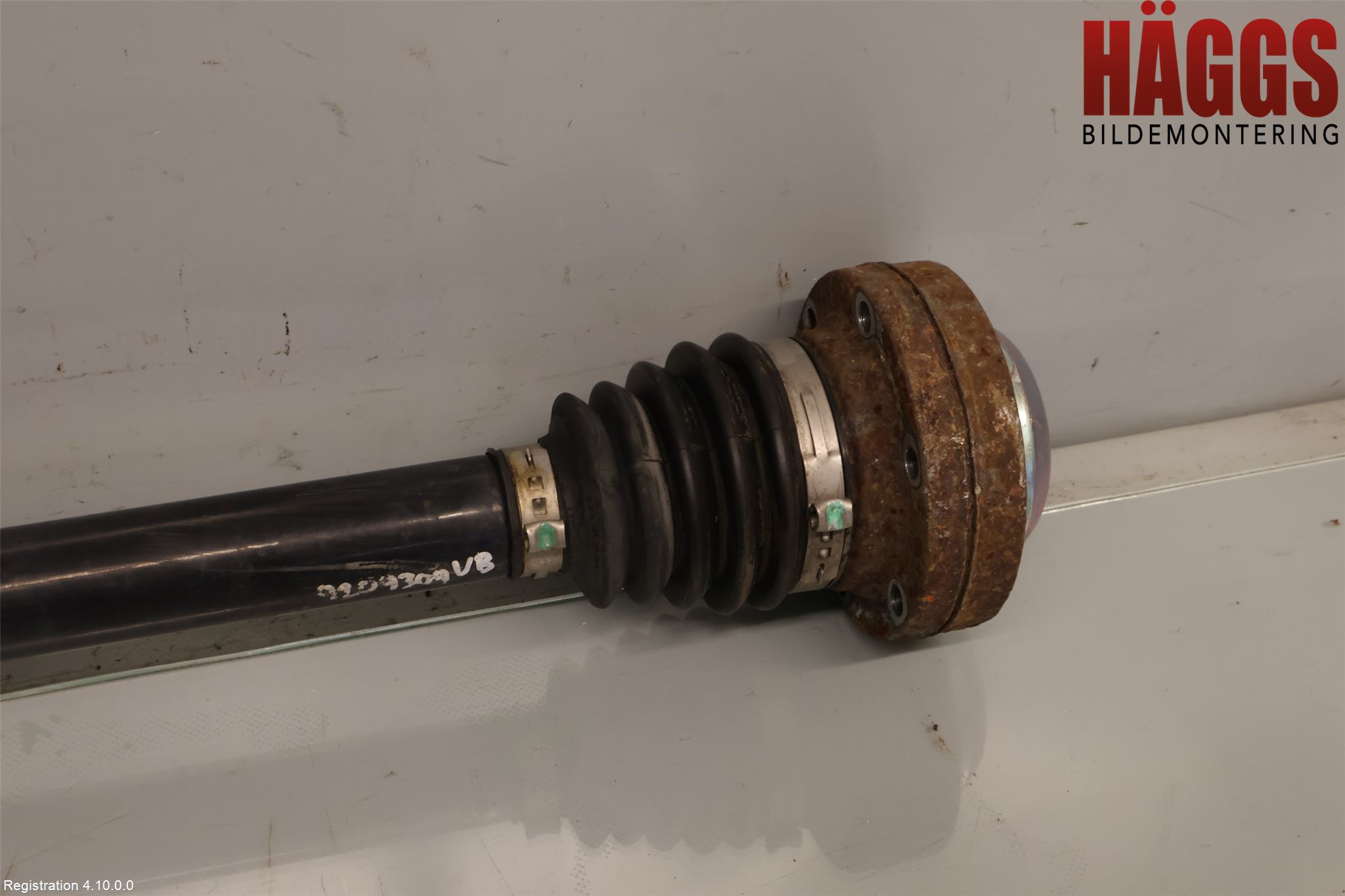 Audi A4 12-15 Drivaxel Bak Vänster