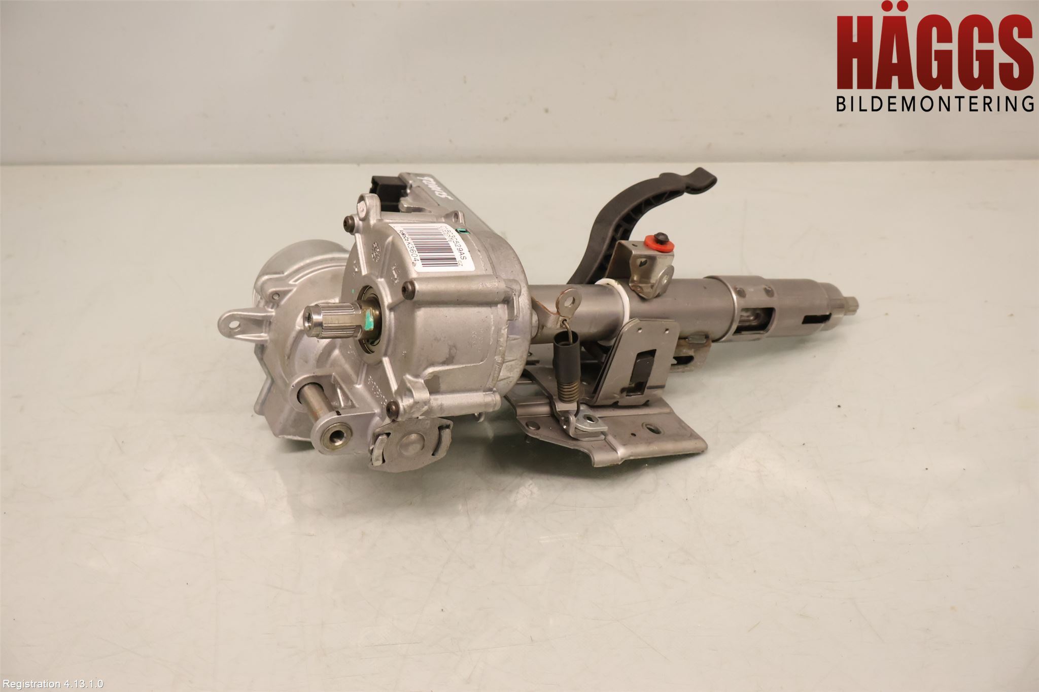 Ford FIESTA 13-17 Rattaxelagg Med Inb Servo