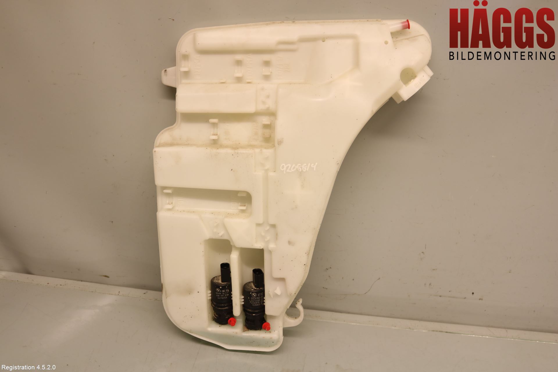 BMW 5 F10/F11/F18 09-17 Spolartank Vindruta-Strål