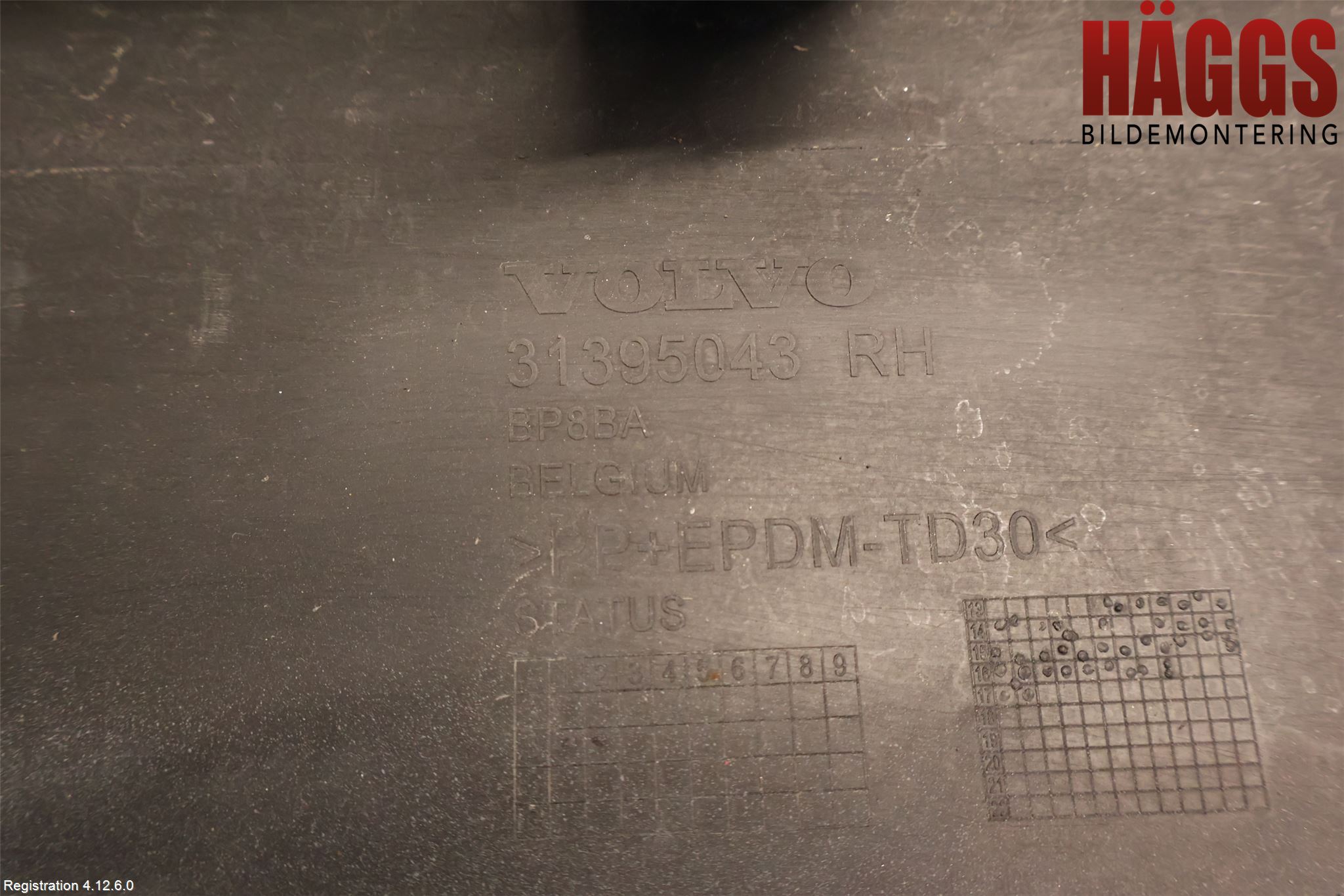 Volvo V40 12-19 Sidokjol Hö