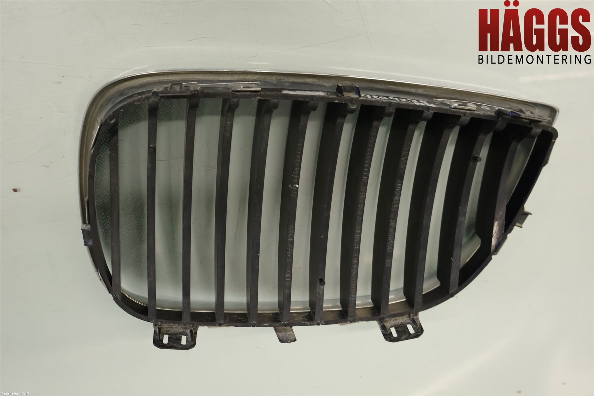 BMW 1 E87/81 5D/3D 03-11 Grilldel Höger
