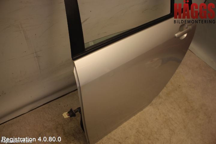 Toyota COROLLA 02-07 Dörr Bak Vänster