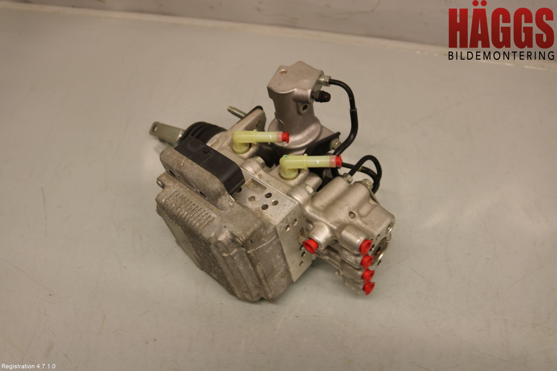 Toyota RAV4 13-18 Abs Hydraulaggregat