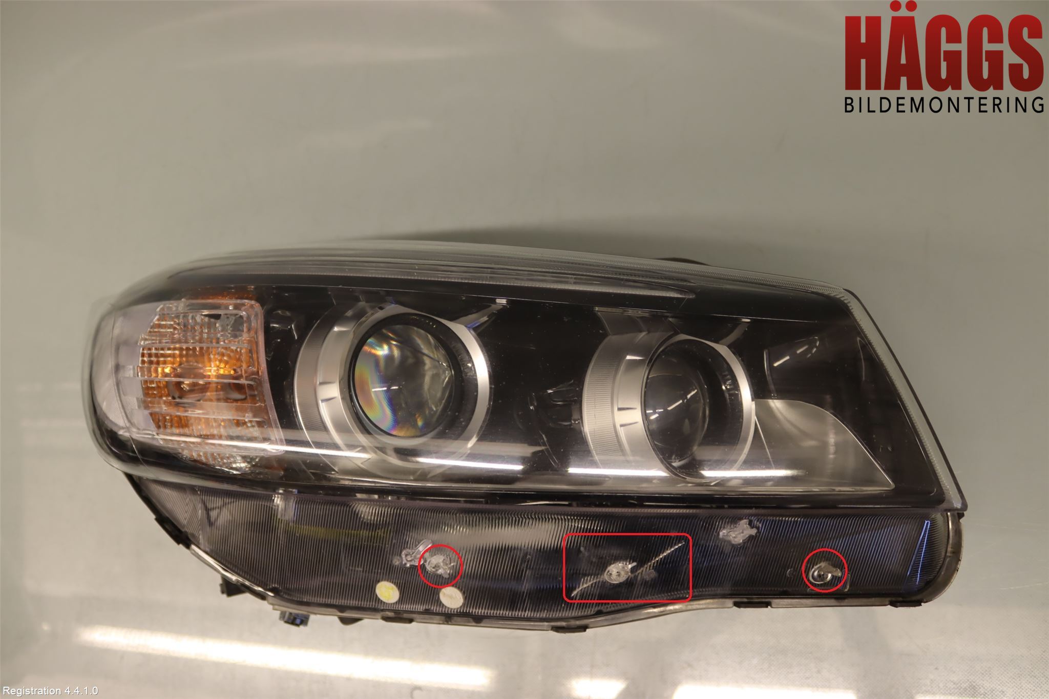 Kia SORENTO 15-20 Strålkastare Höger