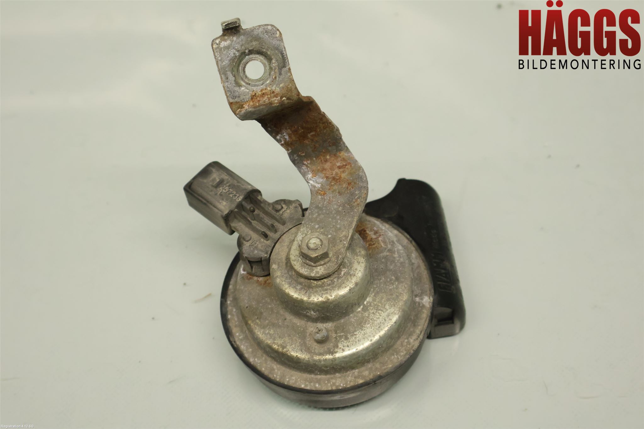 Mercedes-Benz MB E-KLASS (W212) 09-16 Signalhorn