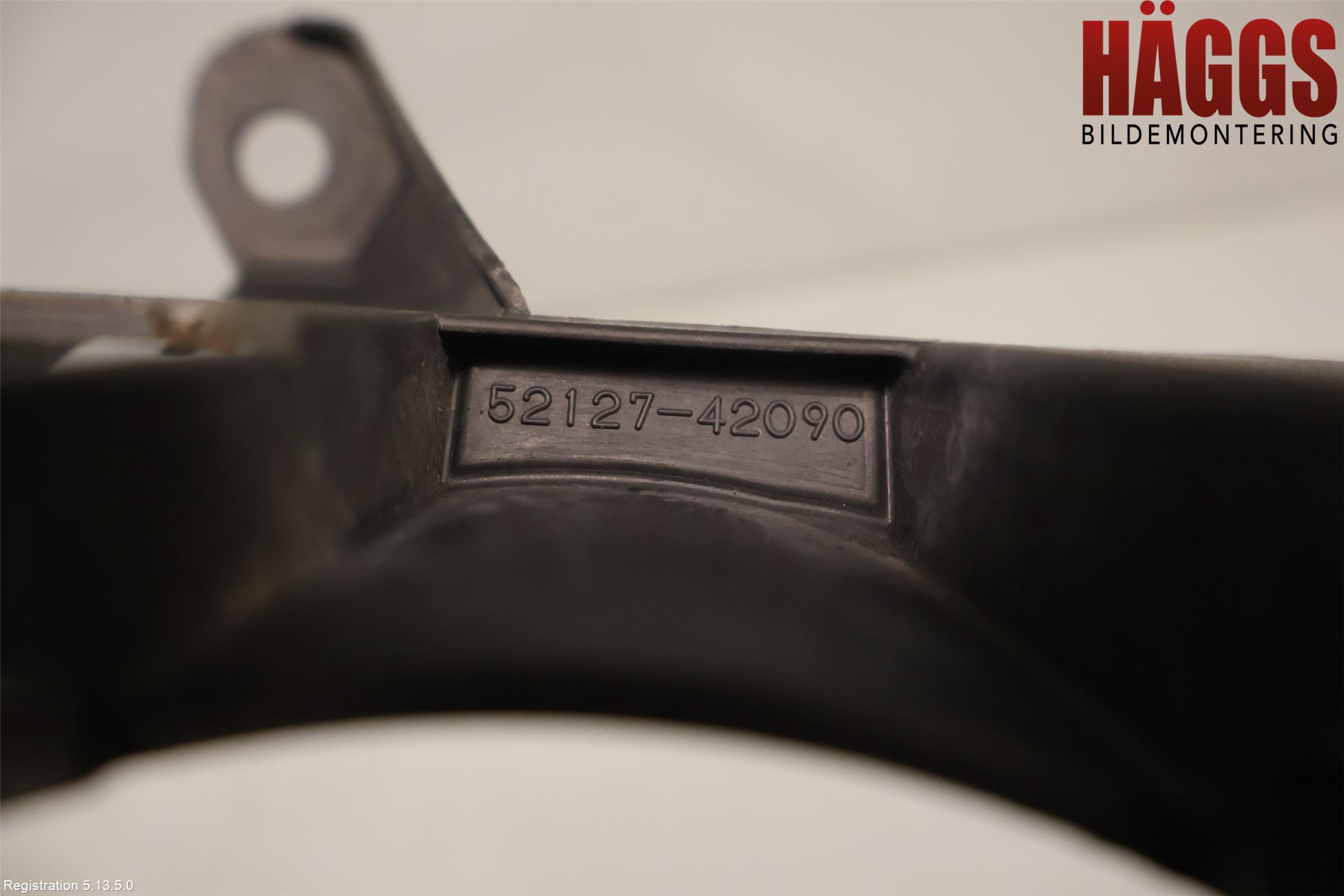 Toyota RAV4 13-18 Dimljussarg Fram