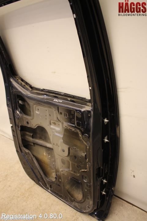 Nissan NAVARA 05-16 Dörr Bak Vänster