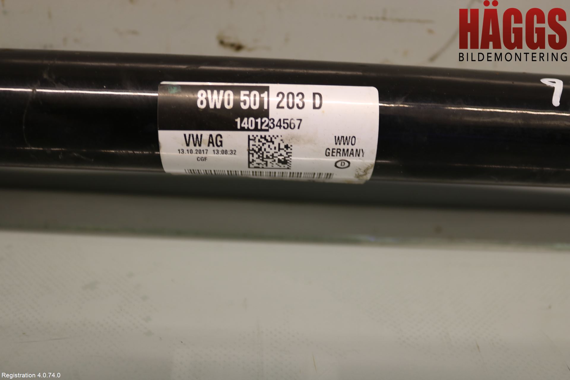 Audi A4/S4 B9 16-19 Drivaxel Bak Vänster