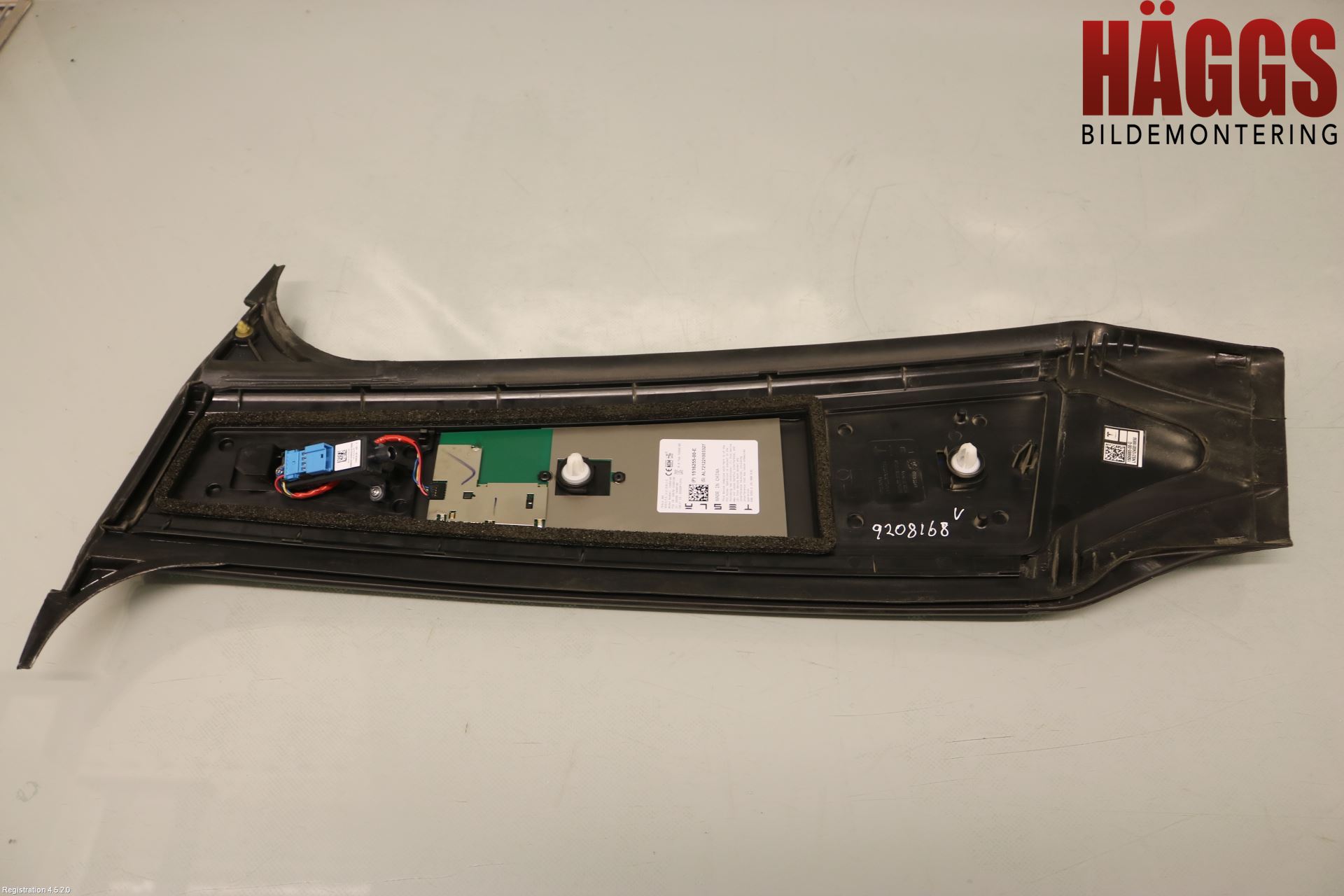 Tesla MODEL Y 21- List Vä