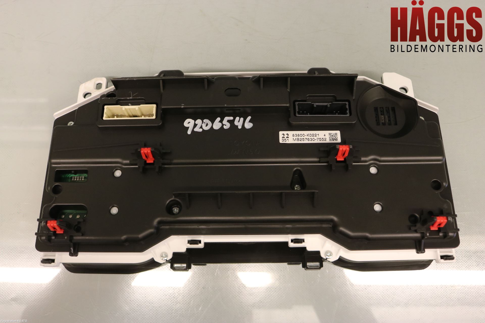 Toyota YARIS XP21 20- Instrument Komb