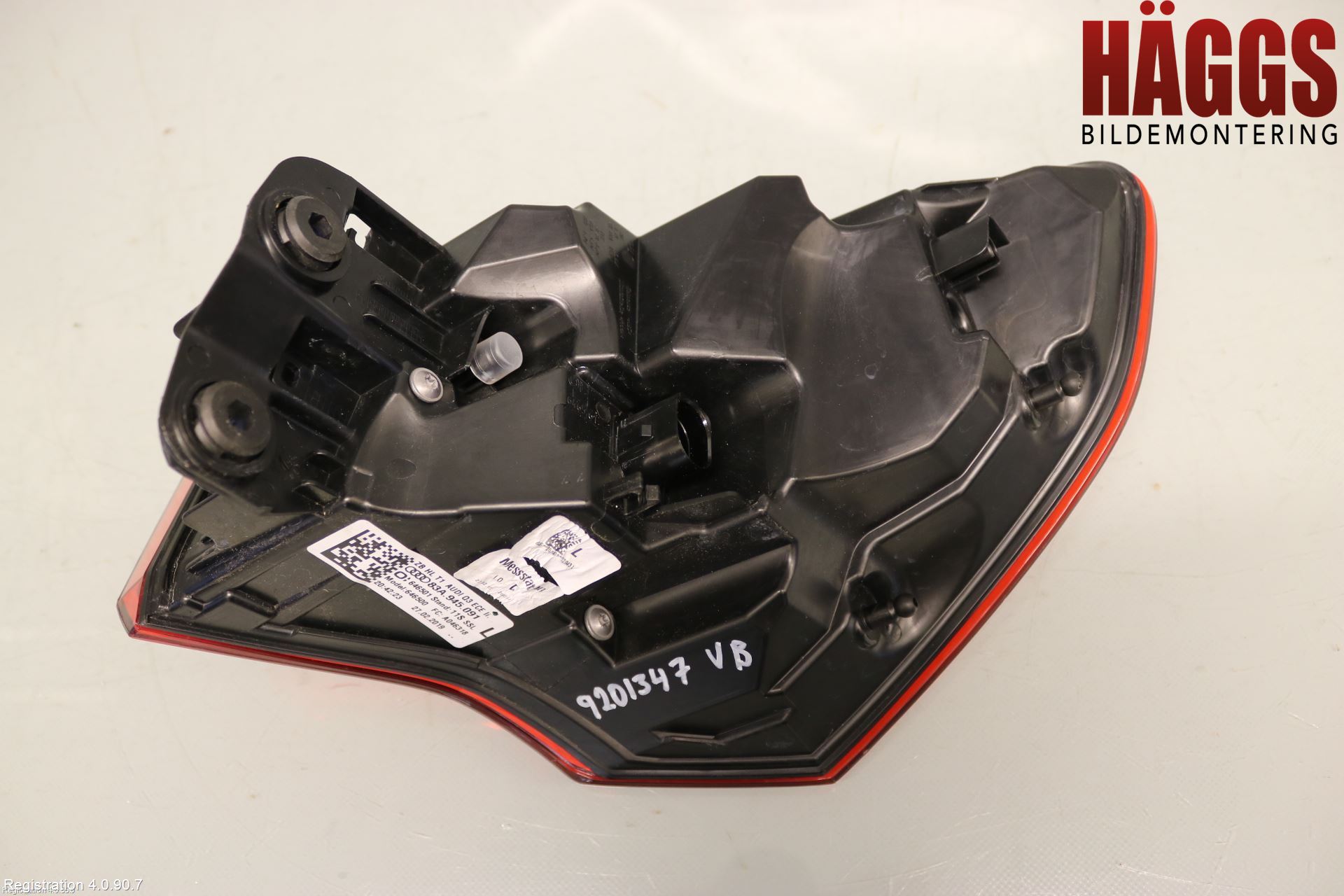 Audi Q3 F3 19- Bakljus Vänster