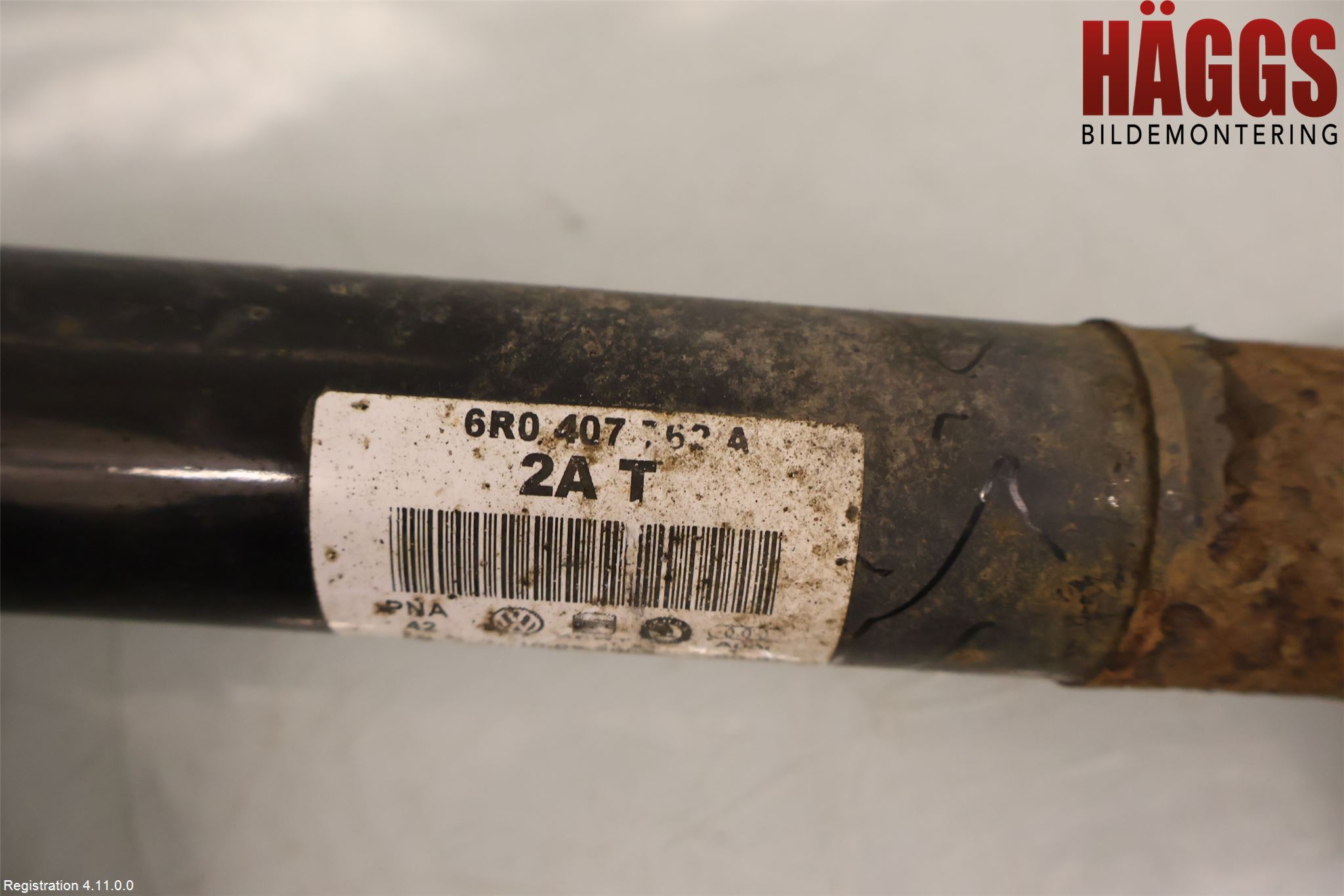 Volkswagen VW POLO 10-17 Drivaxel Fram Höger