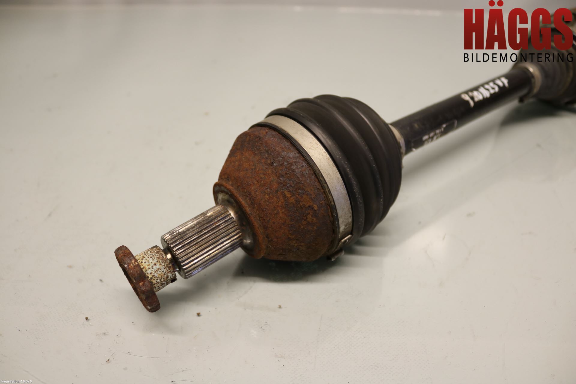 Skoda FABIA 15-21 Drivaxel Fram Vänster