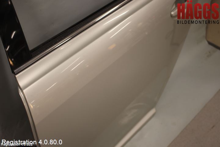 Toyota AVENSIS 03-06 Dörr Bak Vänster