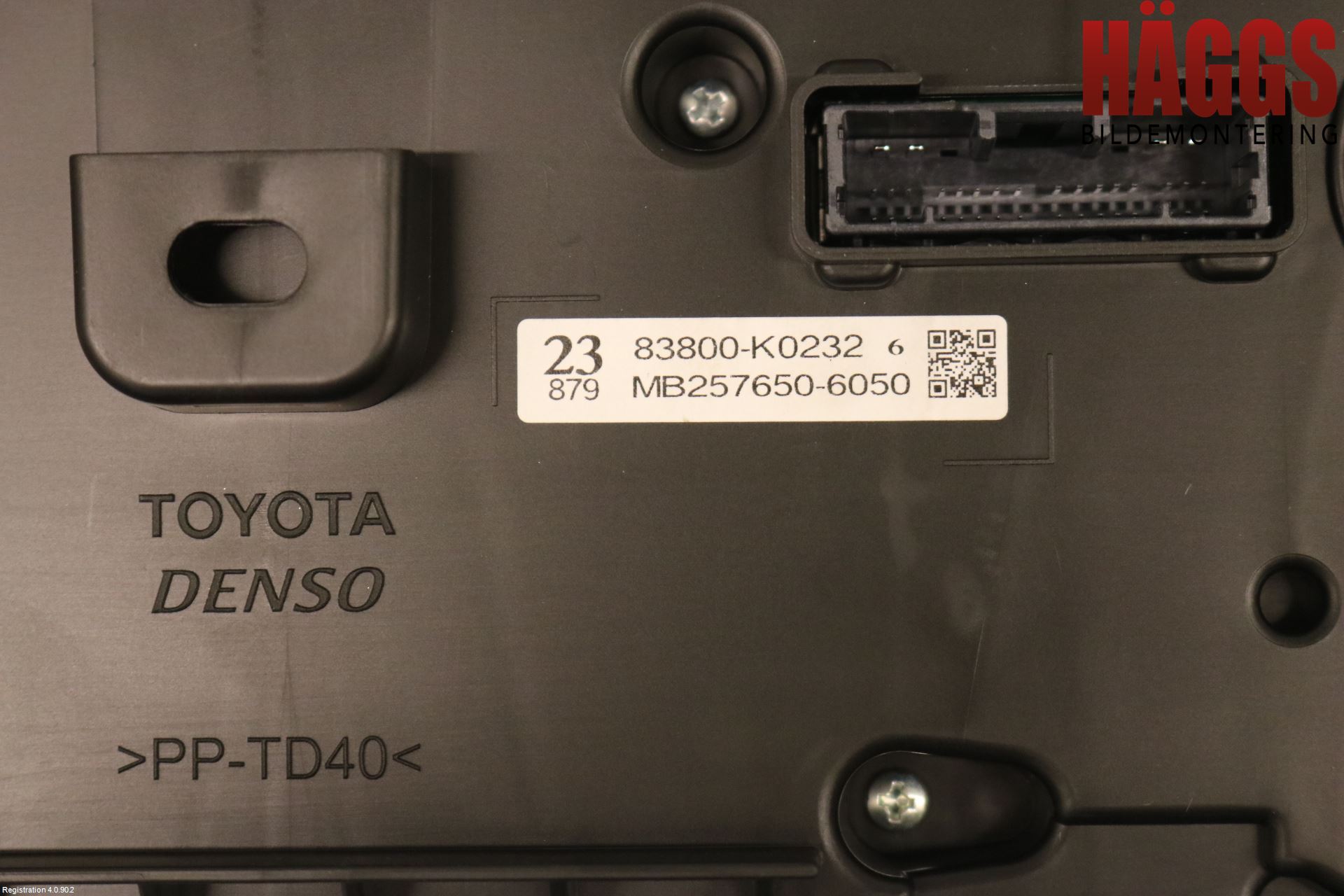 Toyota YARIS XP21 20- Instrument Komb