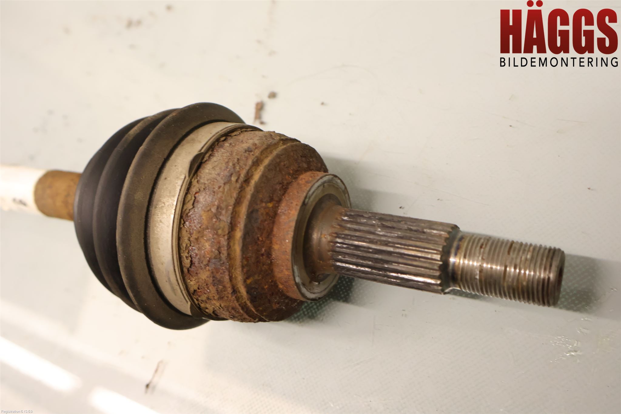 Renault CAPTUR 13-19 Drivaxel Fram Vänster