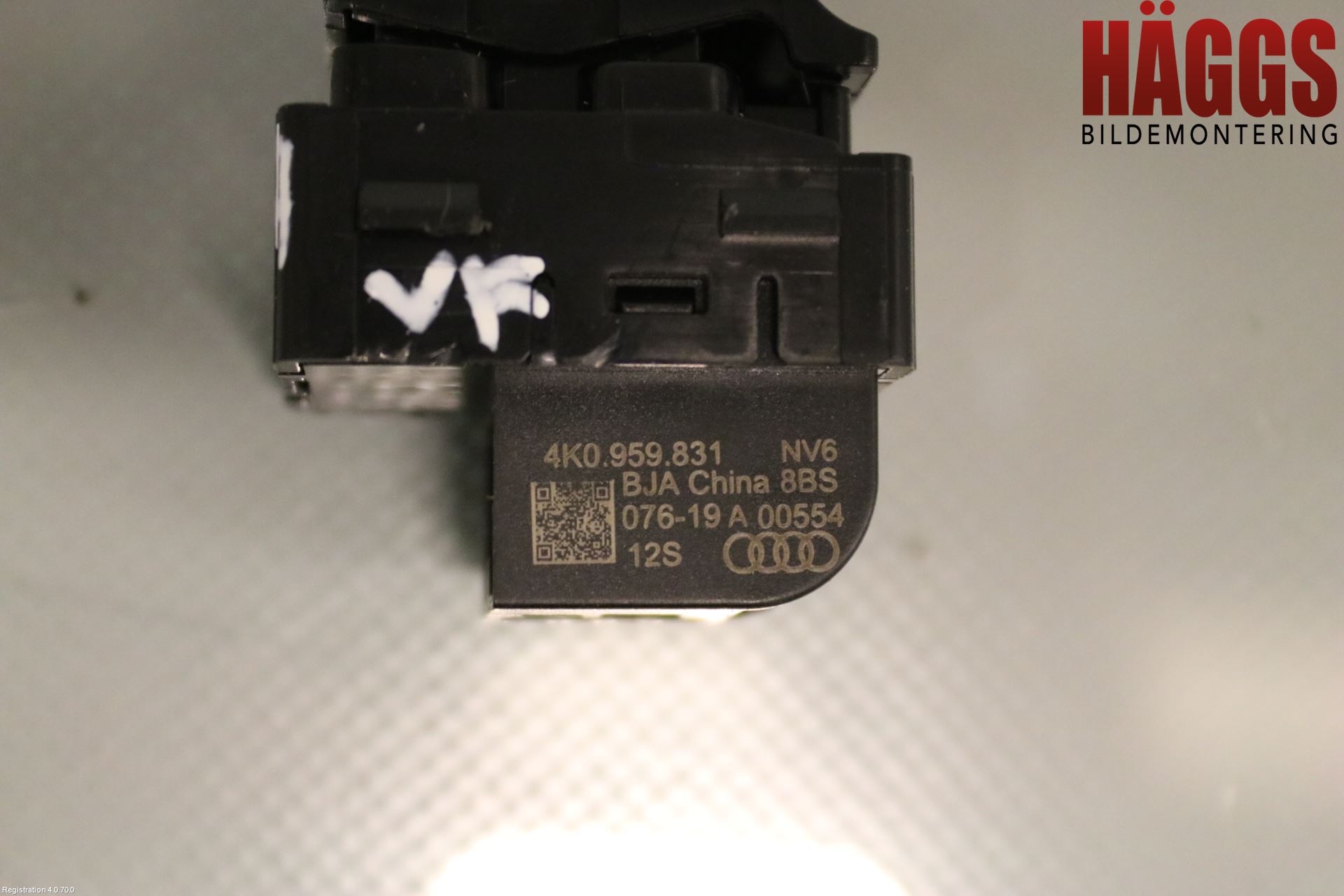 Audi A6 F2/C8 19- Strömställare Baklucka