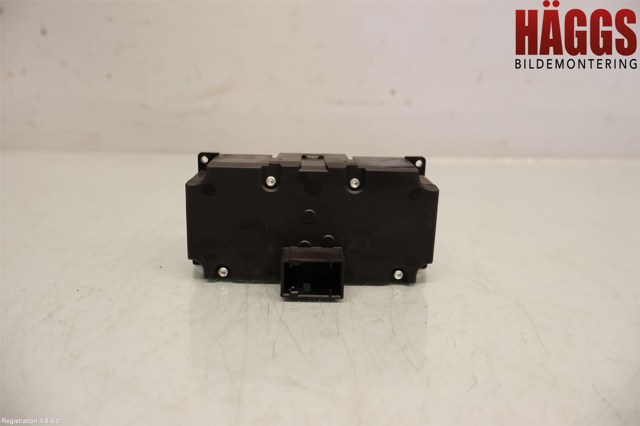 BMW 6 E63/64    02-10 Strömställare Ljus