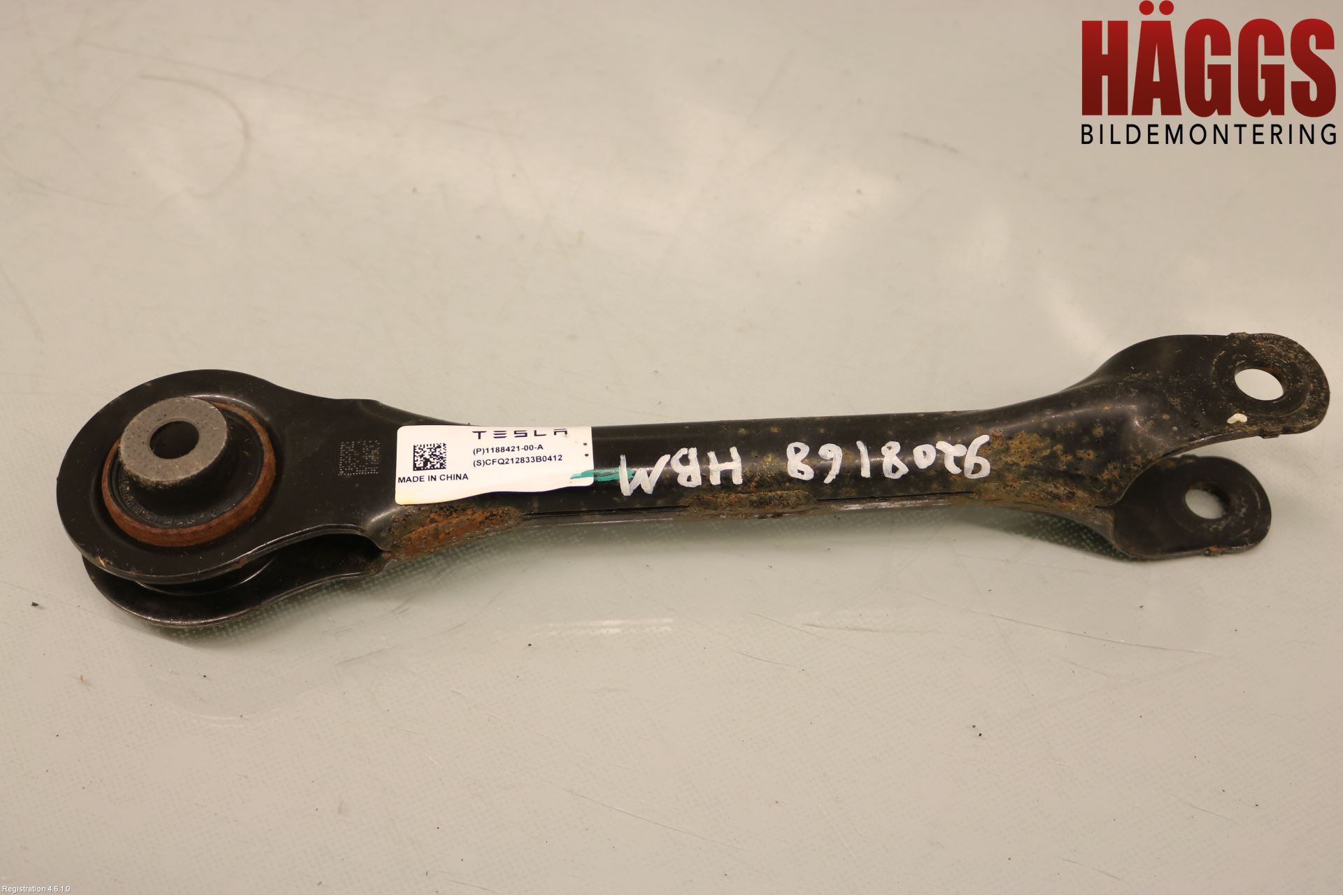 Tesla MODEL Y 21- Bärarm Bak Vänster