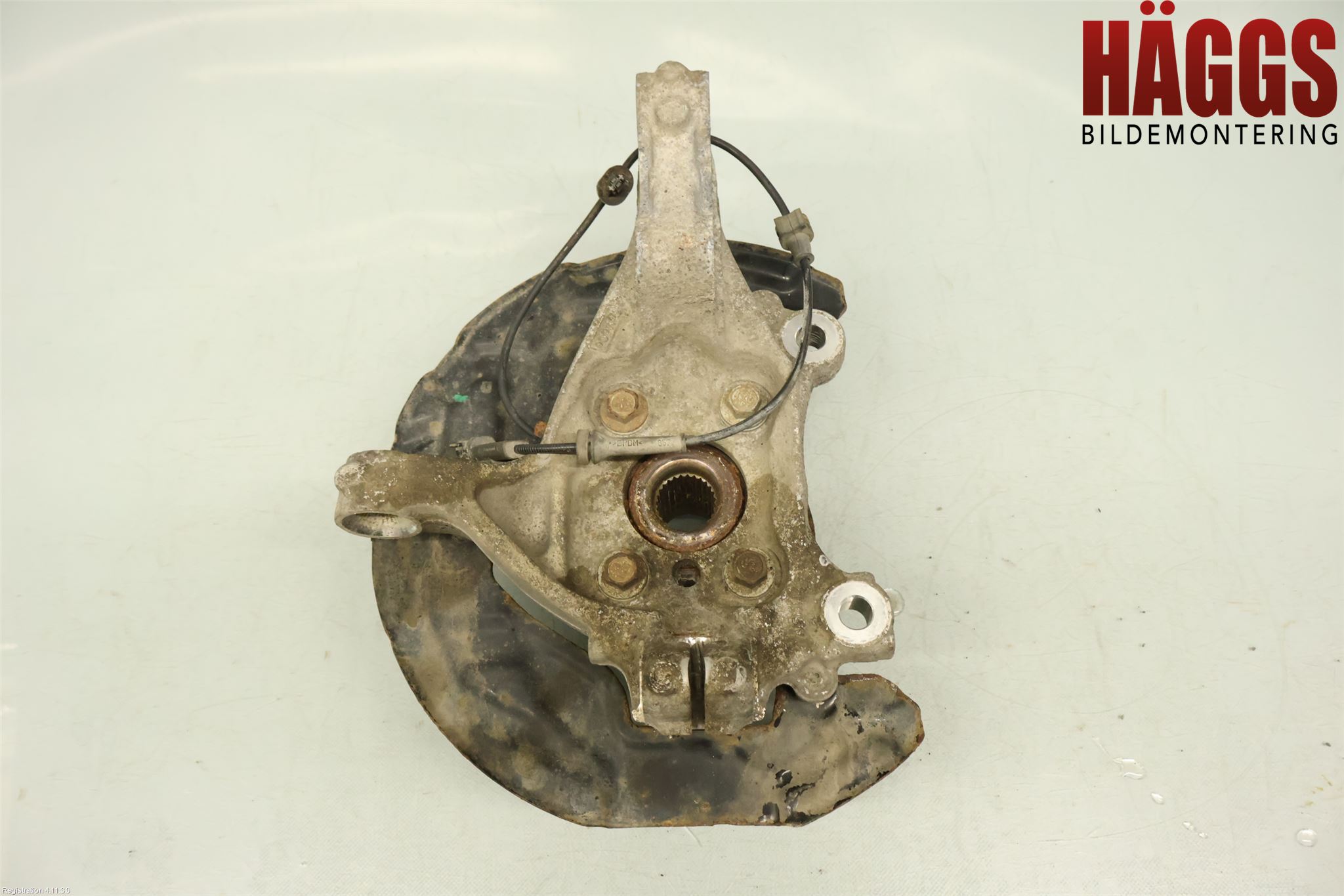 Ford MONDEO 15-22 Styrspindel Lagerhus Vä
