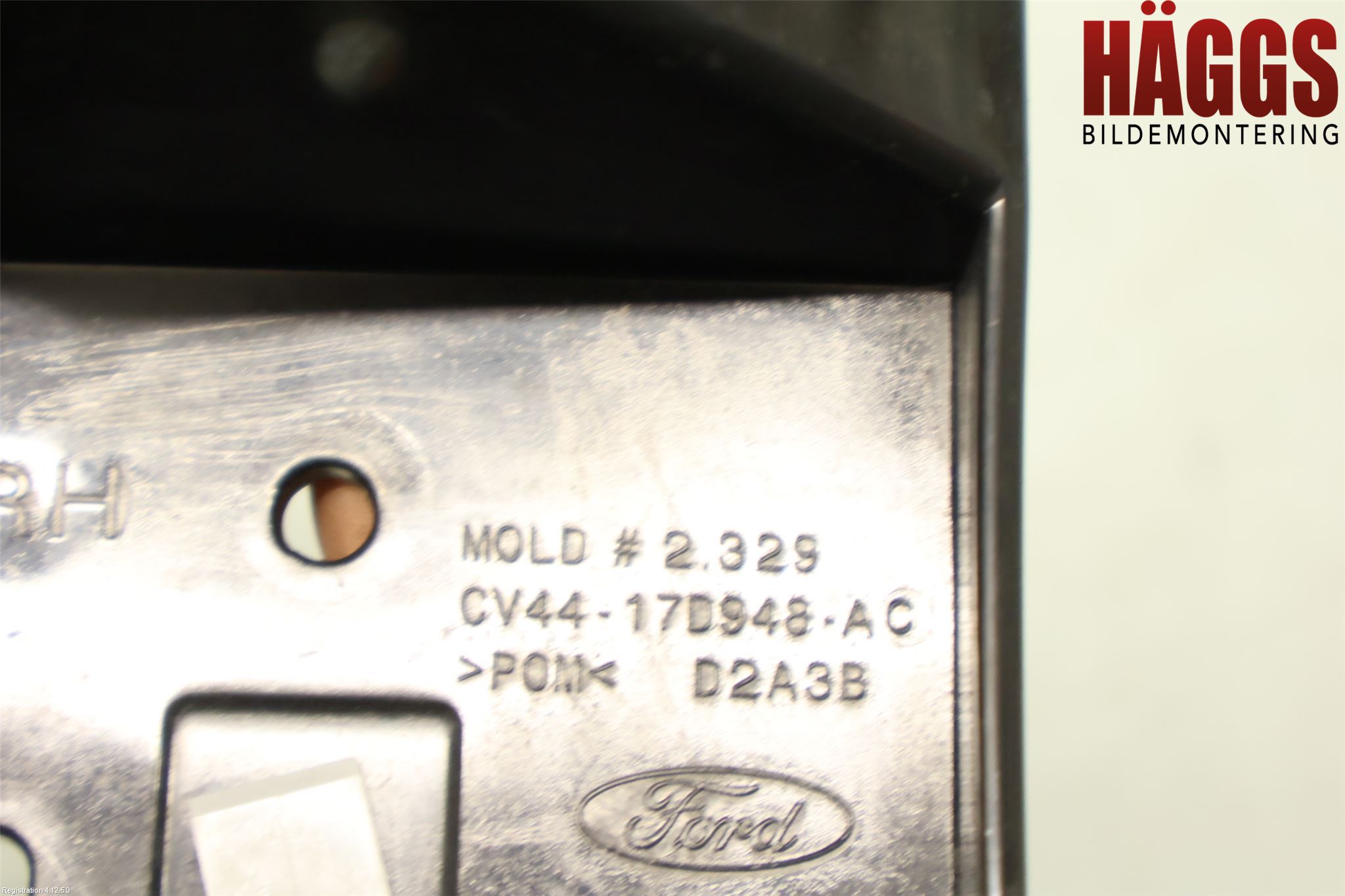 Ford KUGA 13-16 Stötfångarfäste Bak Hö