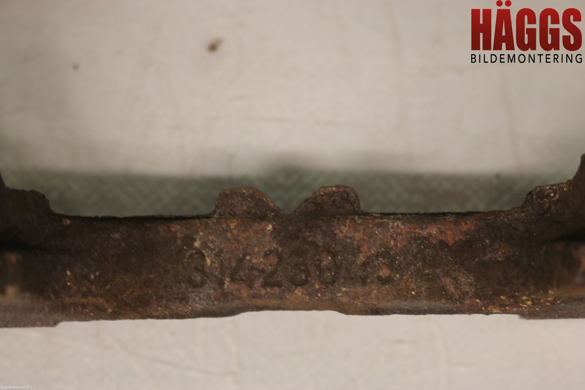 Volvo V90 17->> Bromsokshållare