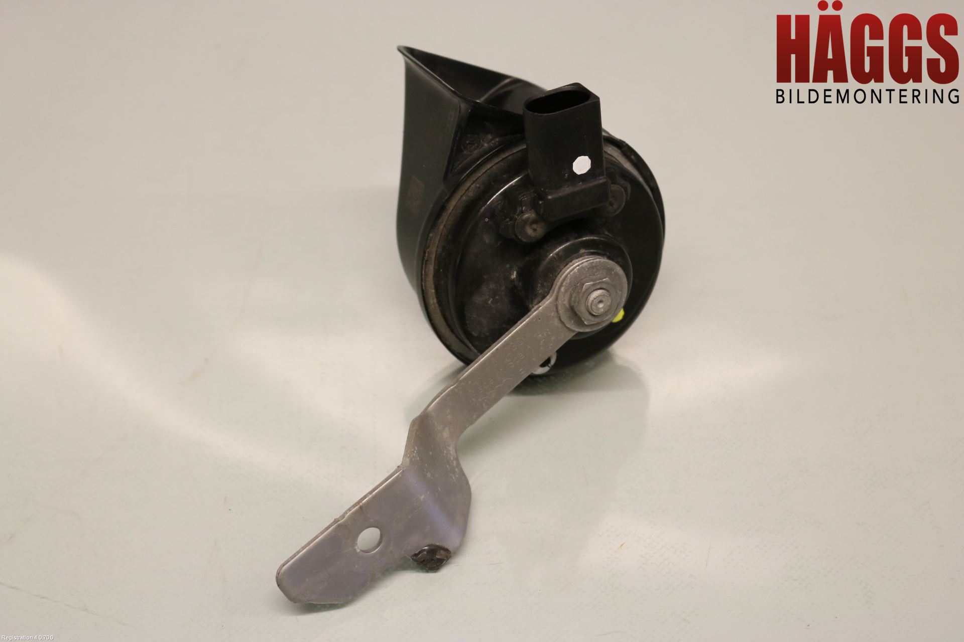 Audi A6 F2/C8 19- Signalhorn