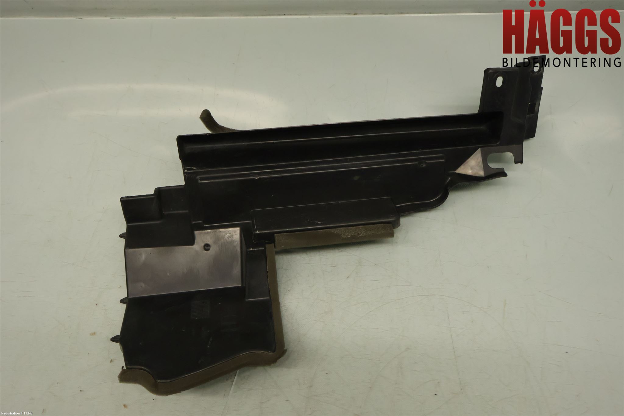 Nissan PULSAR Deflektor Plåt-Plast Kylning