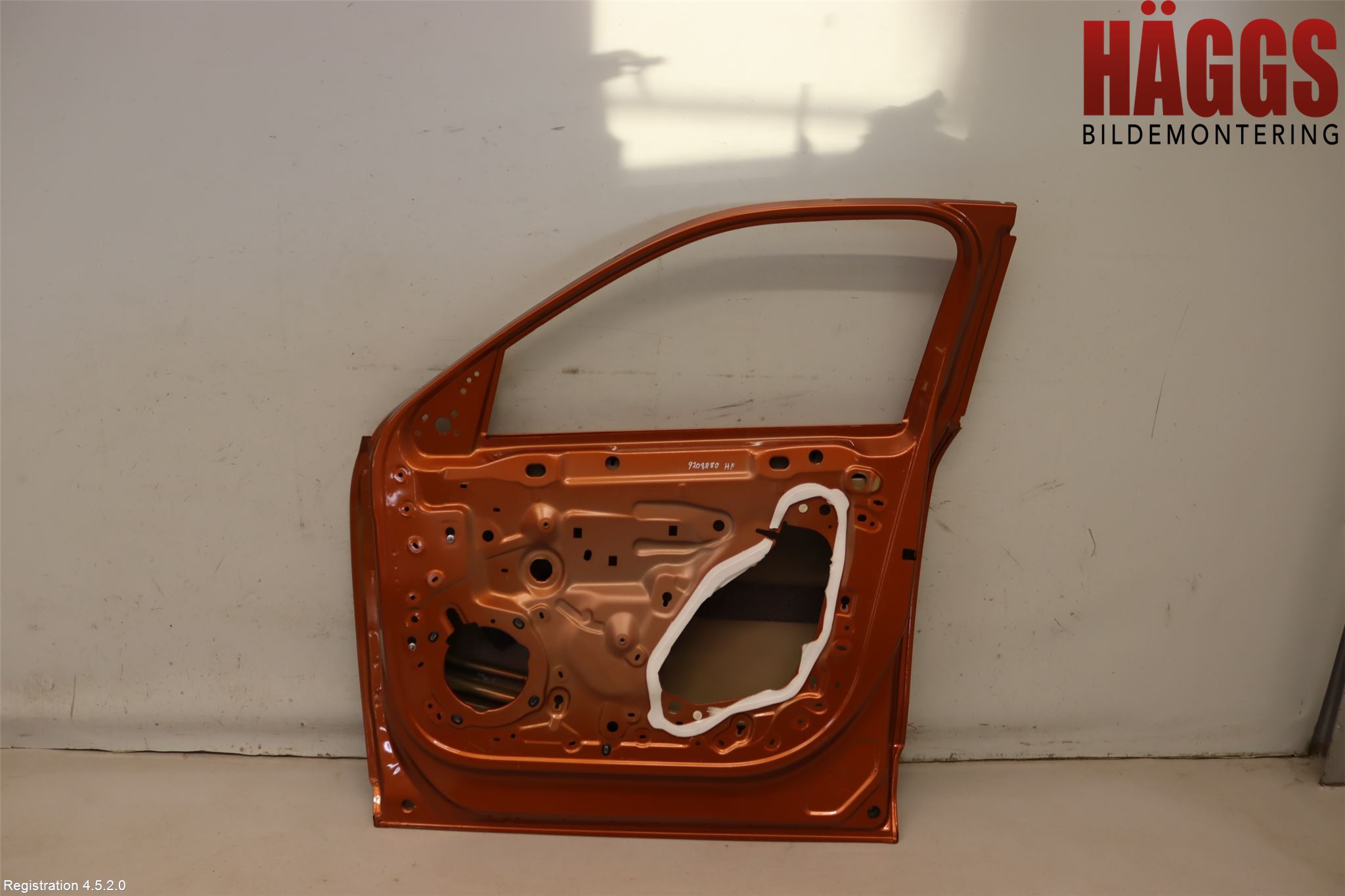 Peugeot 2008/E-2008 20- Dörr Fram Höger