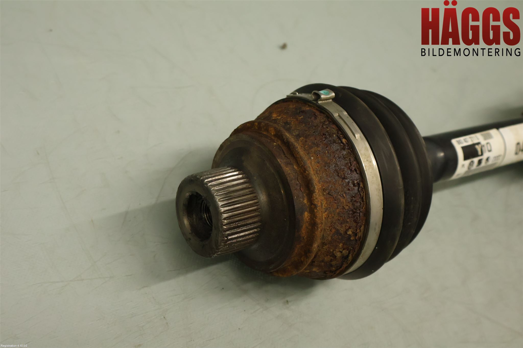 Audi A4/S4 08-11 Drivaxel Fram Höger