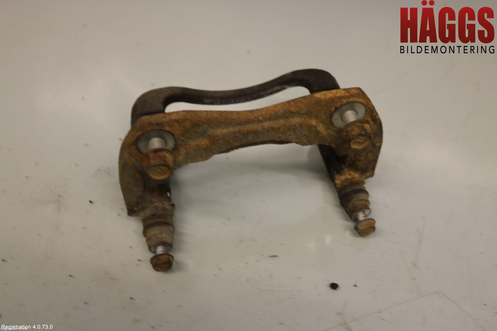 Toyota RAV4 13-18 Bromsokshållare