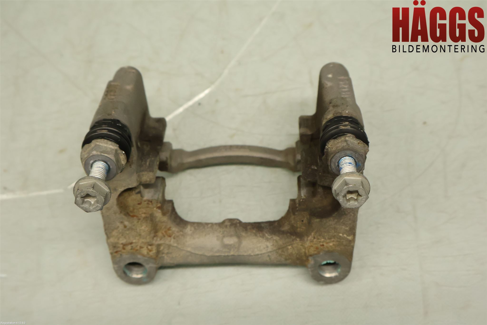 Citroen C4/E-C4 C4X/E-C4X III 21- Bromsokshållare