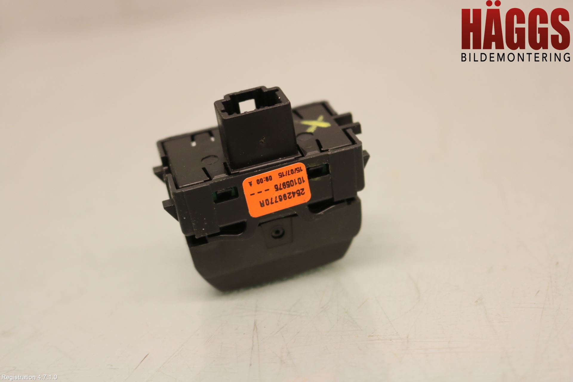 Dacia DUSTER 10-17 Strömställare Elhiss