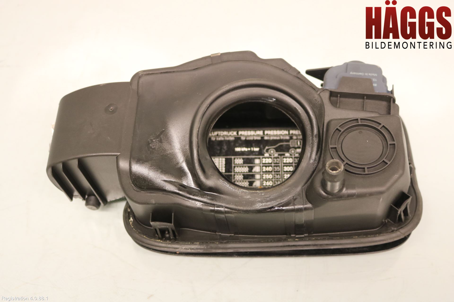 Mercedes-Benz MB C-KLASS (W204) 07-15 Tanklucka