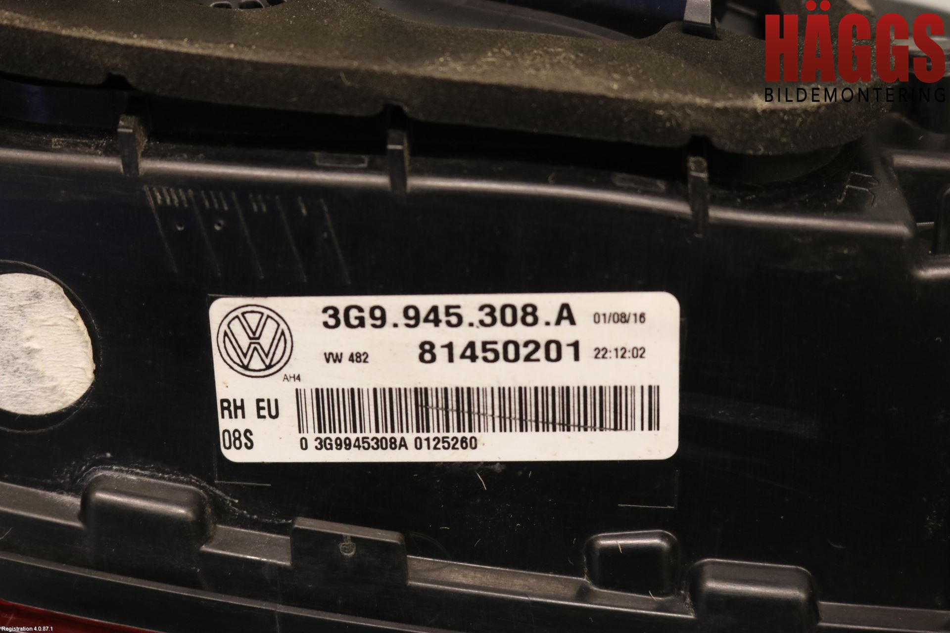 Volkswagen VW PASSAT 15-19 Bakljus Lucka Hö
