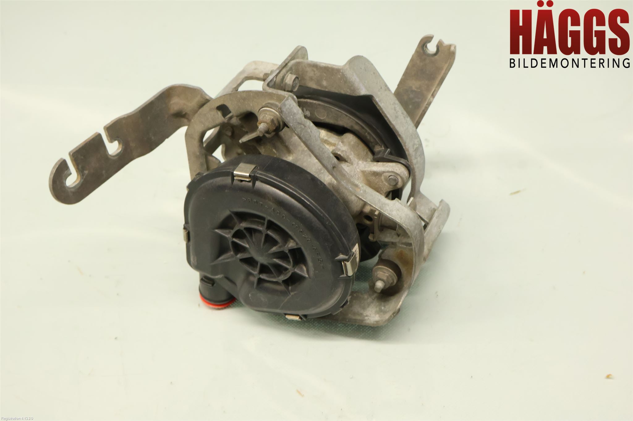 Subaru FORESTER SG 06- Luftpump-Avgasrening