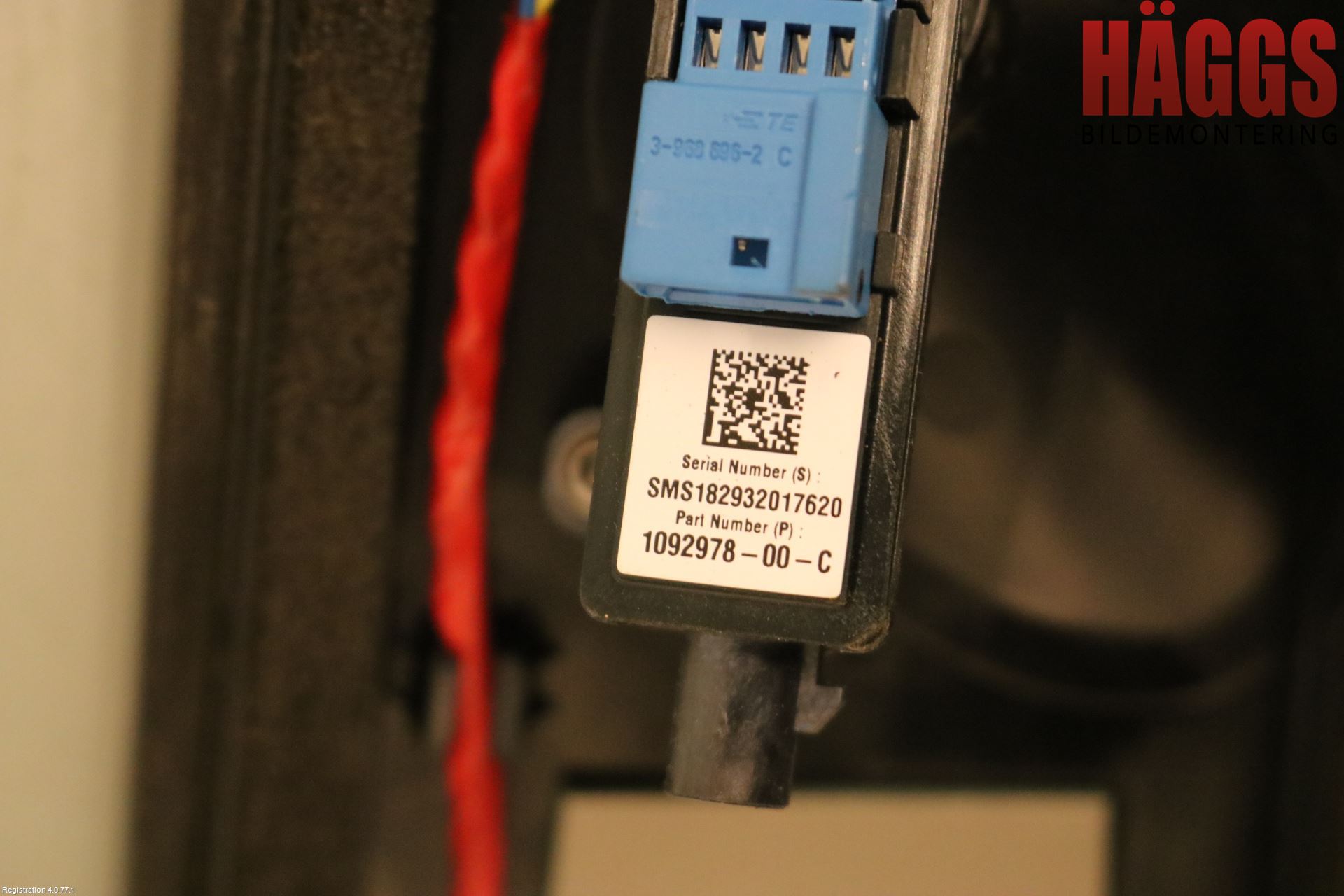 Tesla MODEL 3 17- List Hö