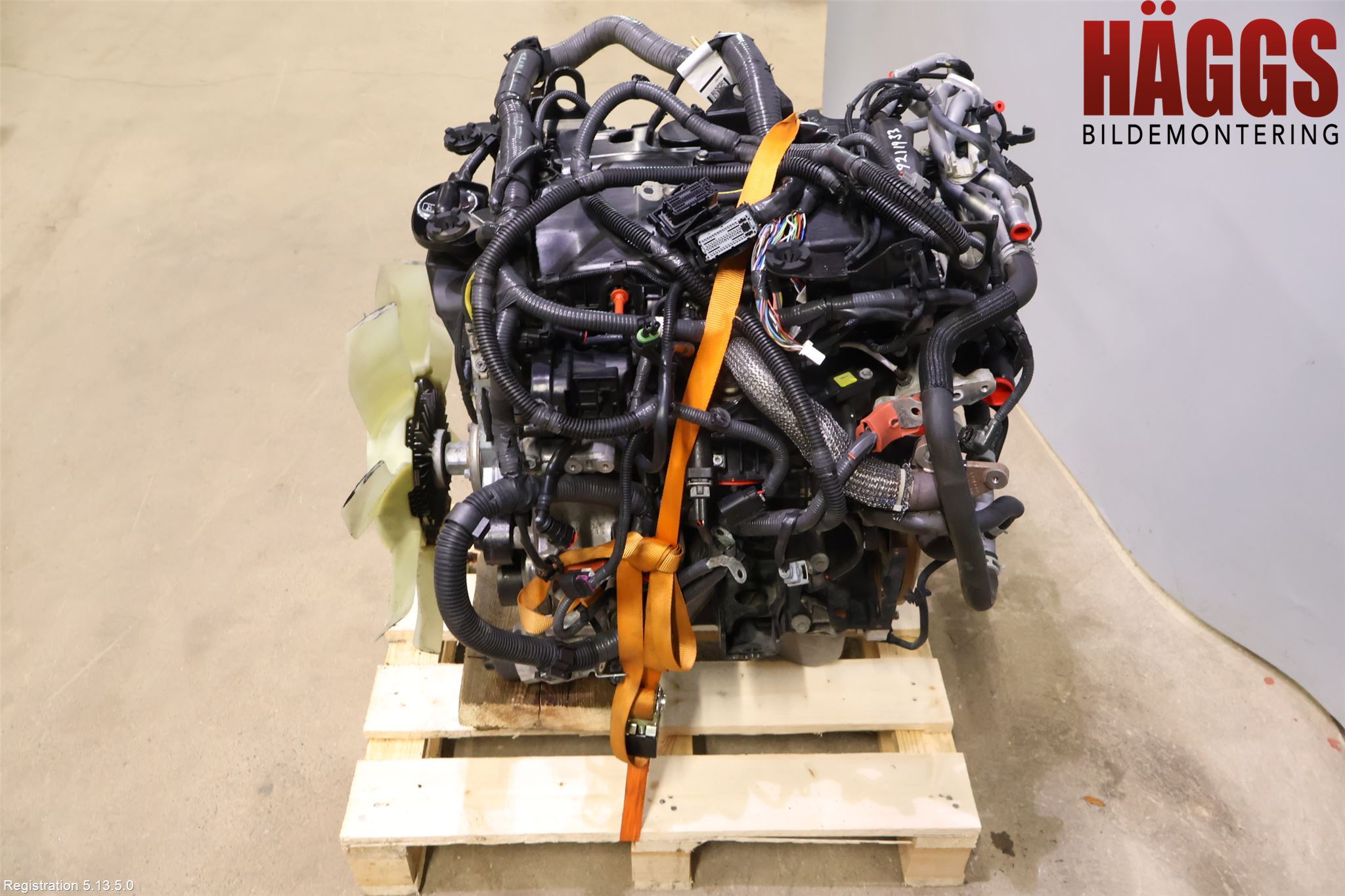 Nissan NP300 Motor Diesel